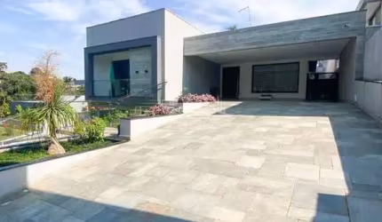 Casa para venda no Condomínio Arujá Verdes Lagos
