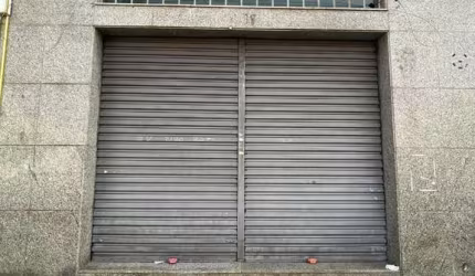 Salão comercial para locação no centro de Arujá