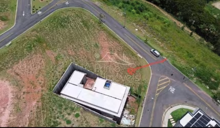 Terreno para venda no Condomínio Entreserras