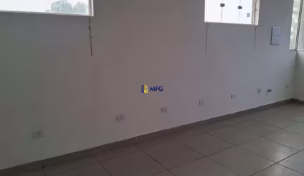 Kitnet / Stúdio para alugar na Avenida General Carneiro, 2183, Vila Lucy, Sorocaba por R$ 1.200