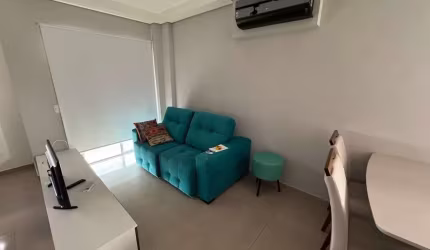 Apartamento com 1 quarto para alugar na Avenida Antônio Carlos Comitre, 2031, Jardim Portal da Colina, Sorocaba por R$ 2.590