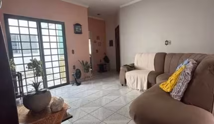 Casa com 3 quartos à venda na Olegário Ribeiro, 865, Vila Fiori, Sorocaba por R$ 430.000