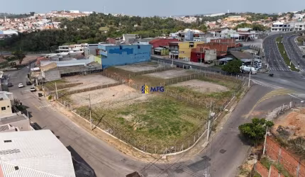 Terreno à venda na Avenida Pedro Augusto Rangel, 6, Jardim Residencial Chácara Ondina, Votorantim