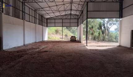 Barracão / Galpão / Depósito para alugar na Estrada Dr. Irineu de Resende km, 2,5 km, Centro, Alumínio por R$ 12.900