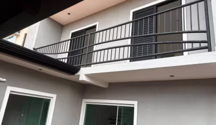 Casa com 3 quartos à venda na Rua André de Bom Furlanes, 1010, Jardim Wanel Ville V, Sorocaba por R$ 585.000