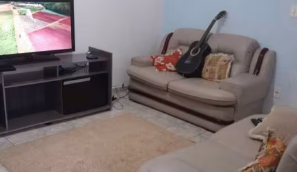 Casa com 2 quartos à venda na Severo Pereira, 267, Jardim Wanel Ville V, Sorocaba por R$ 255.000