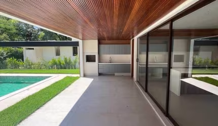 Casa em condomínio fechado com 4 quartos à venda na Rodovia Raposo Tavares, 8766, Lago Azul, Araçoiaba da Serra por R$ 5.500.000