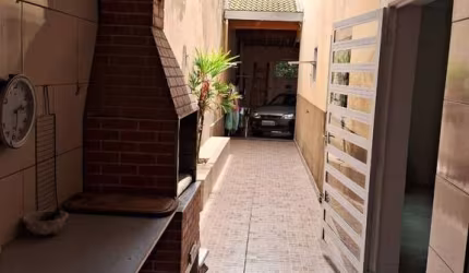 Casa com 3 quartos à venda na Rua Palmiro Panizi, 271, Jardim Santa Catarina, Sorocaba por R$ 480.000