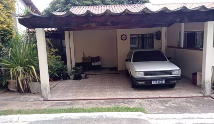 Casa em condomínio fechado com 2 quartos à venda na Rua Atanázio Soares, 3900, Jardim Maria Eugênia, Sorocaba por R$ 345.500