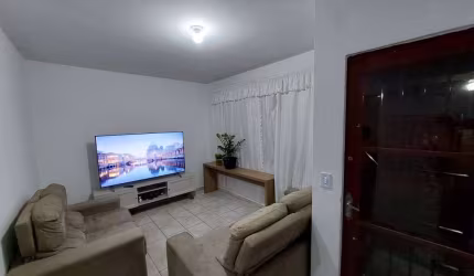 Casa com 2 quartos à venda na Rua Raymundo Frutuoso da Silva, 725, Jardim São Lourenzo, Sorocaba por R$ 320.000