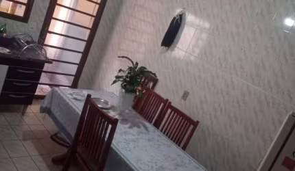 Casa com 3 quartos à venda na Rua Vicente Miranda, 26, Jardim Santa Catarina, Sorocaba por R$ 310.000