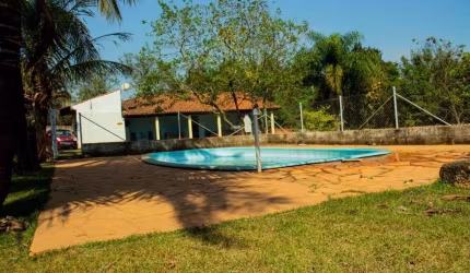 Chácara / sítio com 2 quartos à venda no Bosque dos Eucaliptos, Araçoiaba da Serra  por R$ 500.000