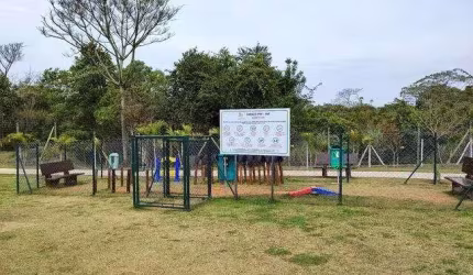Terreno em condomínio fechado à venda na Avenida Paraná, Cajuru do Sul, Sorocaba por R$ 250.000