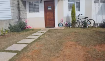 Casa em condomínio fechado com 2 quartos à venda na Rua Doutor Américo Figueiredo, 7401, Conjunto Habitacional Júlio de Mesquita Filho, Sorocaba por R$ 330.000