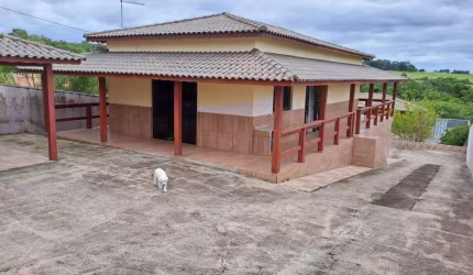 Chácara / sítio com 3 quartos à venda na Rua Onze de Agosto, Bairro dos Mirandas, Tatuí por R$ 470.000