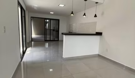Casa em condomínio fechado com 3 quartos à venda na Rua Alice da Silva Garcia, 288, Residencial Horto Florestal Villagio, Sorocaba por R$ 650.000