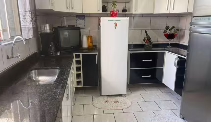 Casa com 2 quartos à venda na Avenida Edward Fru-Fru Marciano da Silva, 961, Jardim São Guilherme, Sorocaba por R$ 800.000