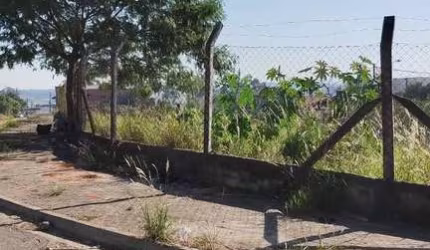 Terreno à venda na Rua Sucupira, Parque São Bento, Sorocaba por R$ 550.000