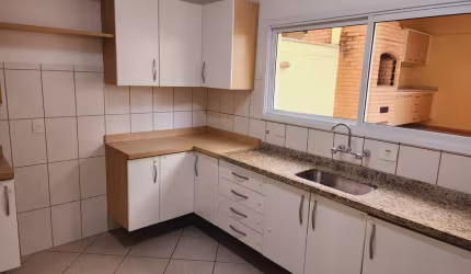 Casa em condomínio fechado com 3 quartos à venda na Rua Augusto Lippel, 111, Parque Campolim, Sorocaba por R$ 1.080.000