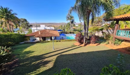 Casa em condomínio fechado com 3 quartos à venda na Avenida das Jangadas, 535, Centro, Capitólio por R$ 2.700.000