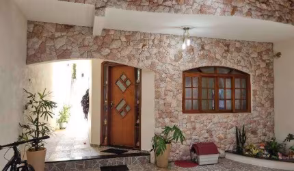 Casa com 3 quartos à venda na Rua Braz Florenzano, 48, Jardim Boa Esperança, Sorocaba por R$ 639.000
