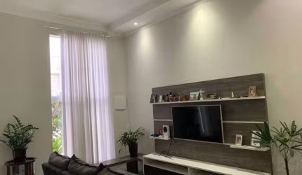Casa em condomínio fechado com 3 quartos à venda na Rua José Marques de Oliveira, 97, Chácaras Reunidas São Jorge, Sorocaba por R$ 1.150.000
