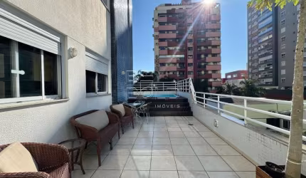 Apartamento com 3 quartos à venda na Rua Caetano José Ferreira, 612, Kobrasol, São José por R$ 1.500.000