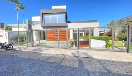 Casa com 4 quartos à venda na Rua Doutor Agripa de Castro Faria, 10, Coqueiros, Florianópolis por R$ 5.990.000