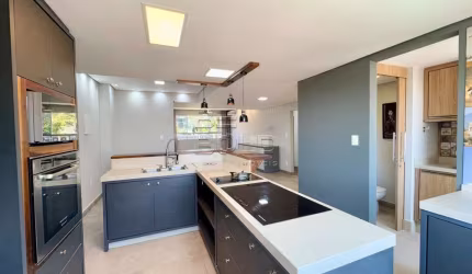 Apartamento com 2 quartos à venda na Rua Ivo Reis Montenegro, 51, Itaguaçu, Florianópolis por R$ 650.000
