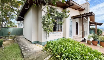 Casa com 5 quartos à venda na Rua Theófilo de Almeida, 19, Bom Abrigo, Florianópolis por R$ 1.990.000