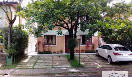 Vendo Casa em Condomínio Club - Butantã