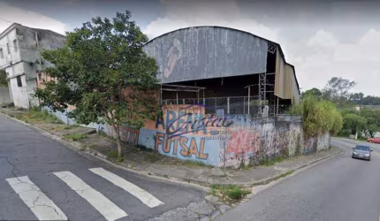 Oportunidade - Excelente terreno com 2.180 m² em ZM - Zona Mista. Ótimo para construtores!