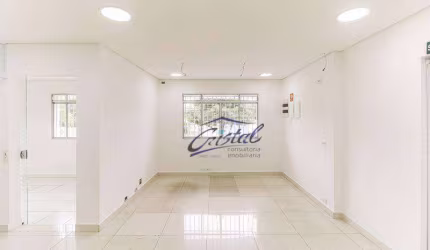 Casa Comercial de156 m² com 9 salas 5 banheiros  3 vagas  1 copa