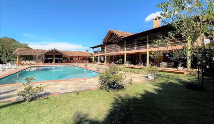 Casa com 5 quartos / suítes à venda, área construída 1333 m² / terreno 3.782,61 m² - Condomínio Jardim Mediterrâneo - Granja Viana - Cotia/SP