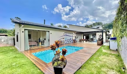 Casa térrea com 3 quartos (3 suítes) à venda, 277 m² - Granja Viana - Cotia/SP
