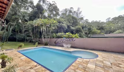 Casa com 3 quartos / suítes  à venda, 321 m² - Condomínio Chácara dos Lagos - Granja Viana - Cotia/SP