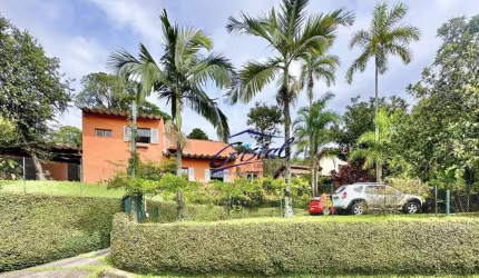 Casa com 4 quartos (2 suítes) à venda, 218 m² - Granja Viana - Cotia/SP