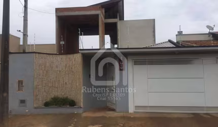 Casa para Venda em Mogi Guaçu, Jd. Veneza, 4 dormitórios, 1 suíte, 1 banheiro