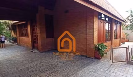 Casa para Venda em Mogi Guaçu, Chacara do Ouro, 6 dormitórios, 3 suítes, 3 banheiros, 3 vagas