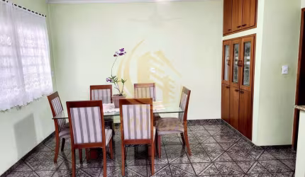Casa para Venda em Várzea Paulista / SP no bairro Jardim Maria de Fátima
