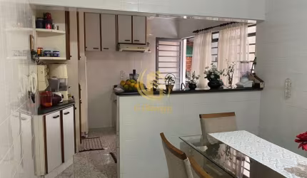 Casa com 3 quartos à venda no Jardim Pacaembu, Jundiaí , 141 m2 por R$ 585.000