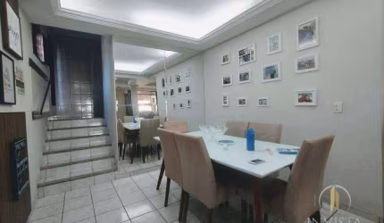 Casa com 5 dormitórios à venda, 321 m² por R$ 1.350.000,00 - Parque Verde - Cabedelo/PB