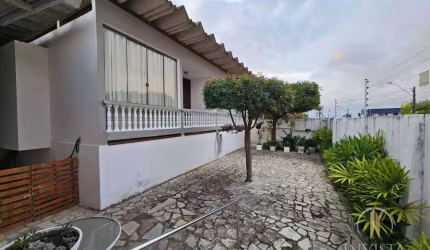 Casa com 5 dormitórios à venda, 380 m² por R$ 1.300.000,00 - Bairro dos Estados - João Pessoa/PB