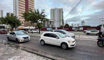 Casa comercial à venda na Avenida Ruy Carneiro