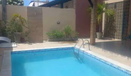 Casa com 4 dormitórios à venda, 237 m² por R$ 990.000,00 - Miramar - João Pessoa/PB