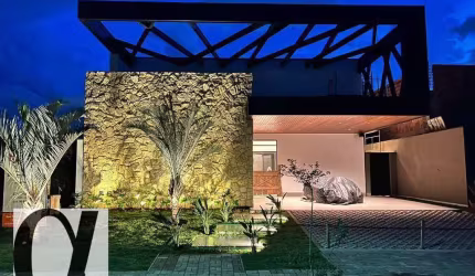 CASA TÉRREA EM CONDOMÍNIO DE LUXO