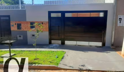 *CASA  RICA EM PORCELANATO**