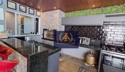 CASA COM PISCINA NO NOVOS ESTADOS