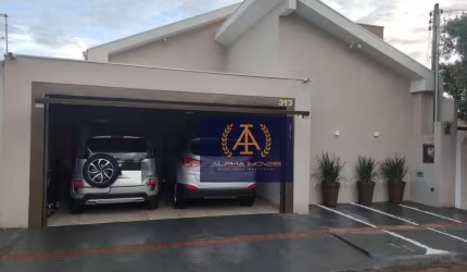 Casa aconchegante e bem localizada