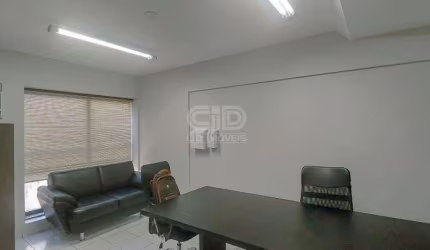 Sala Comercial Á Venda Mobiliada no Centro Empresarial Cuiabá